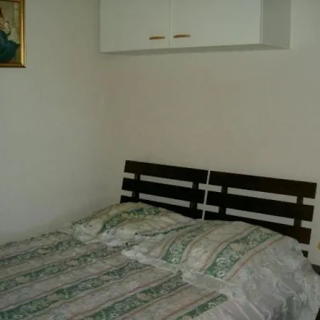 Cap D'agde, 2 Pieces, 4 Personnes - Fr-1-249-240 * Agde